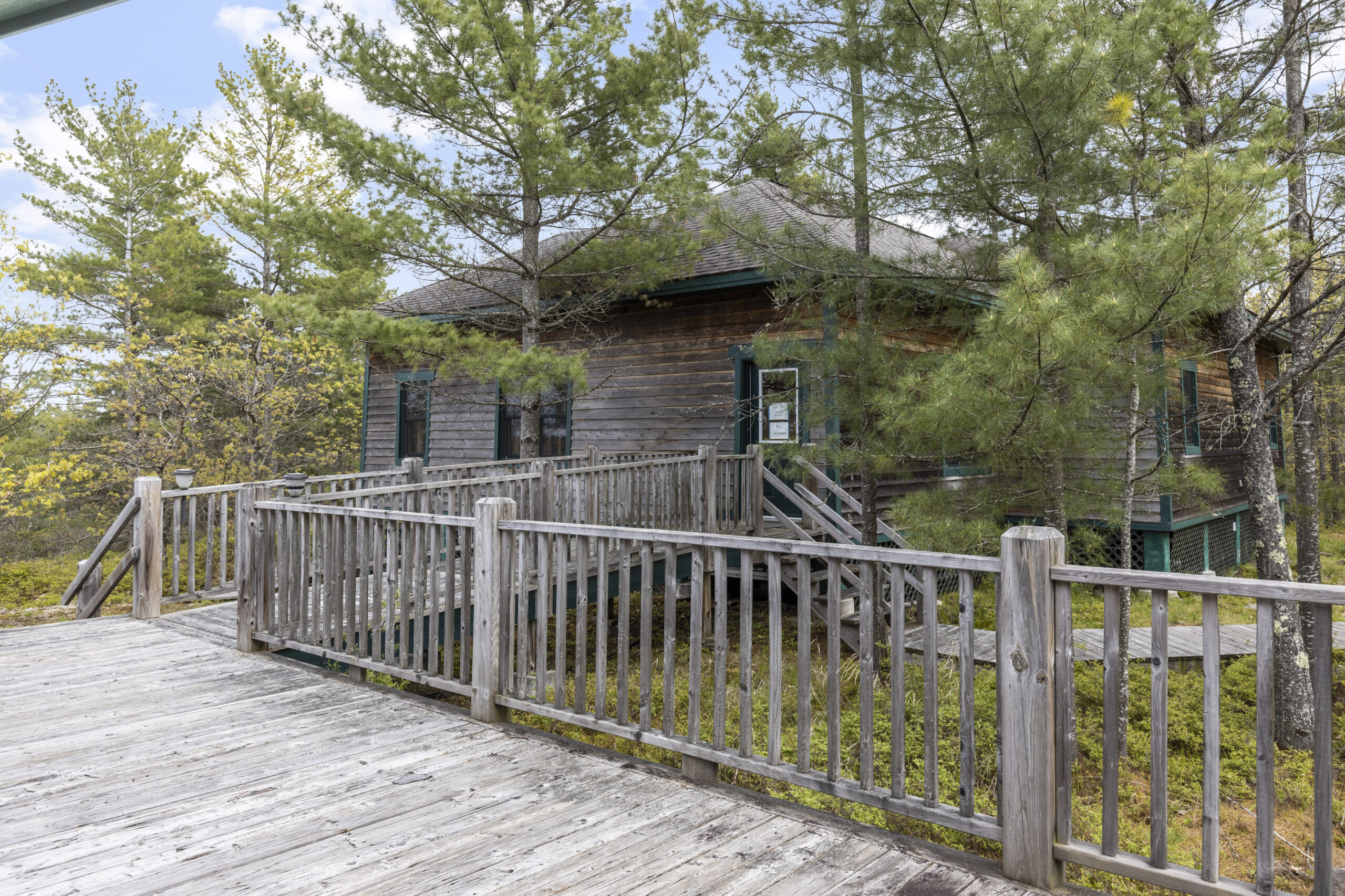 picture island bunk house 1