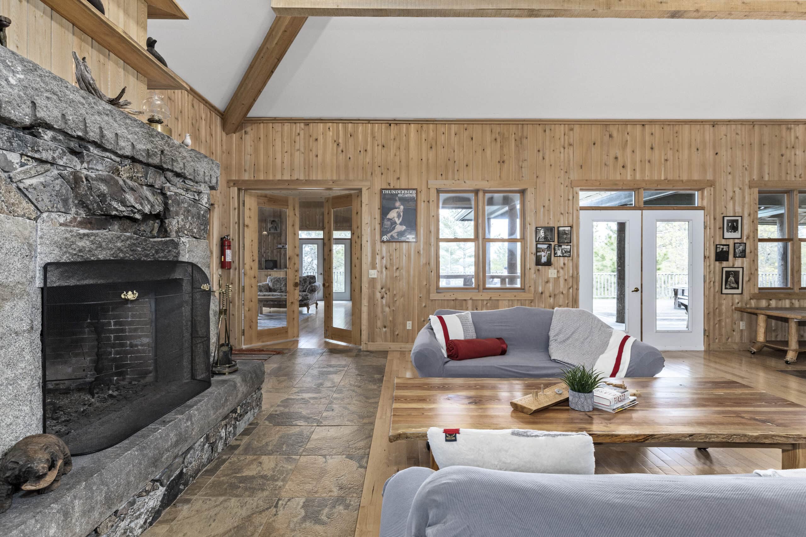 picture island main house 14