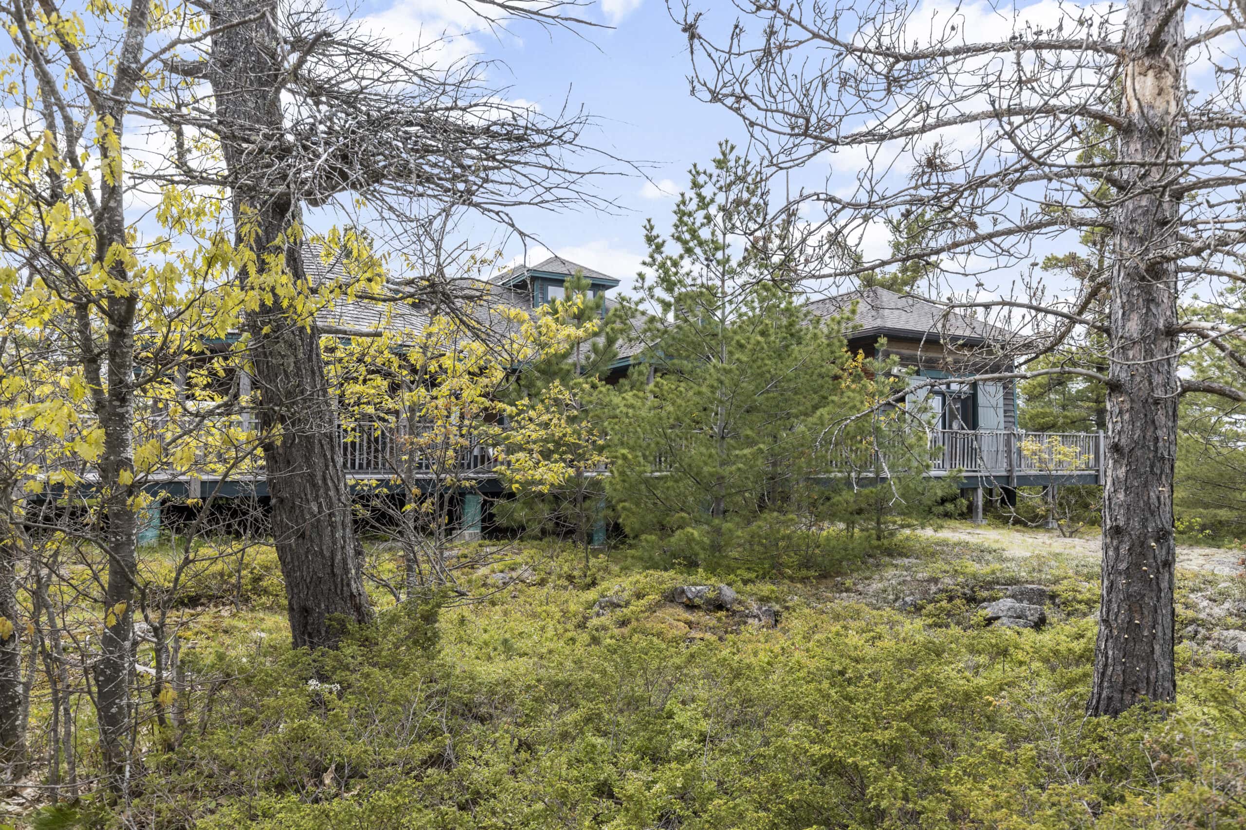 picture island main house 3